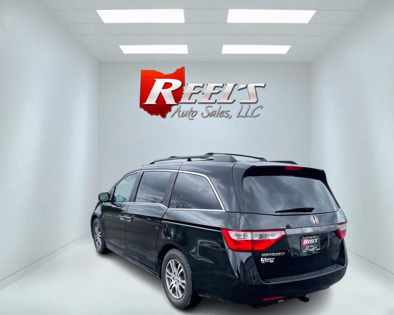 2013 Black /Gray Honda Odyssey EX-L W/ RES (5FNRL5H64DB) with an 3.5L V6 SOHC 24V engine, 5-Speed Automatic transmission, located at 11115 Chardon Rd. , Chardon, OH, 44024, (440) 214-9705, 41.580246, -81.241943 - Photo#7